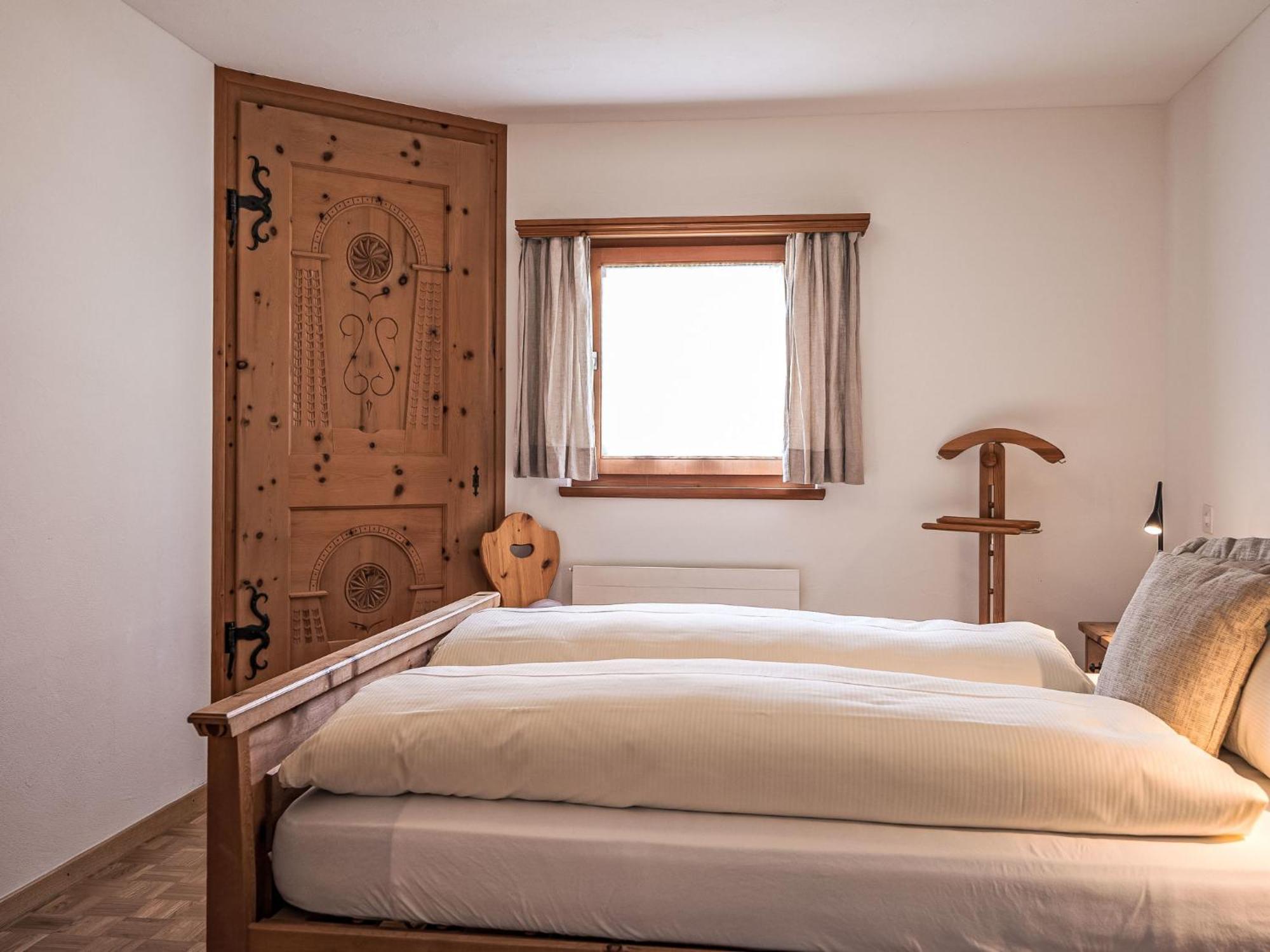 Apartment Chesa Mezzaun By Interhome Zuoz Kültér fotó