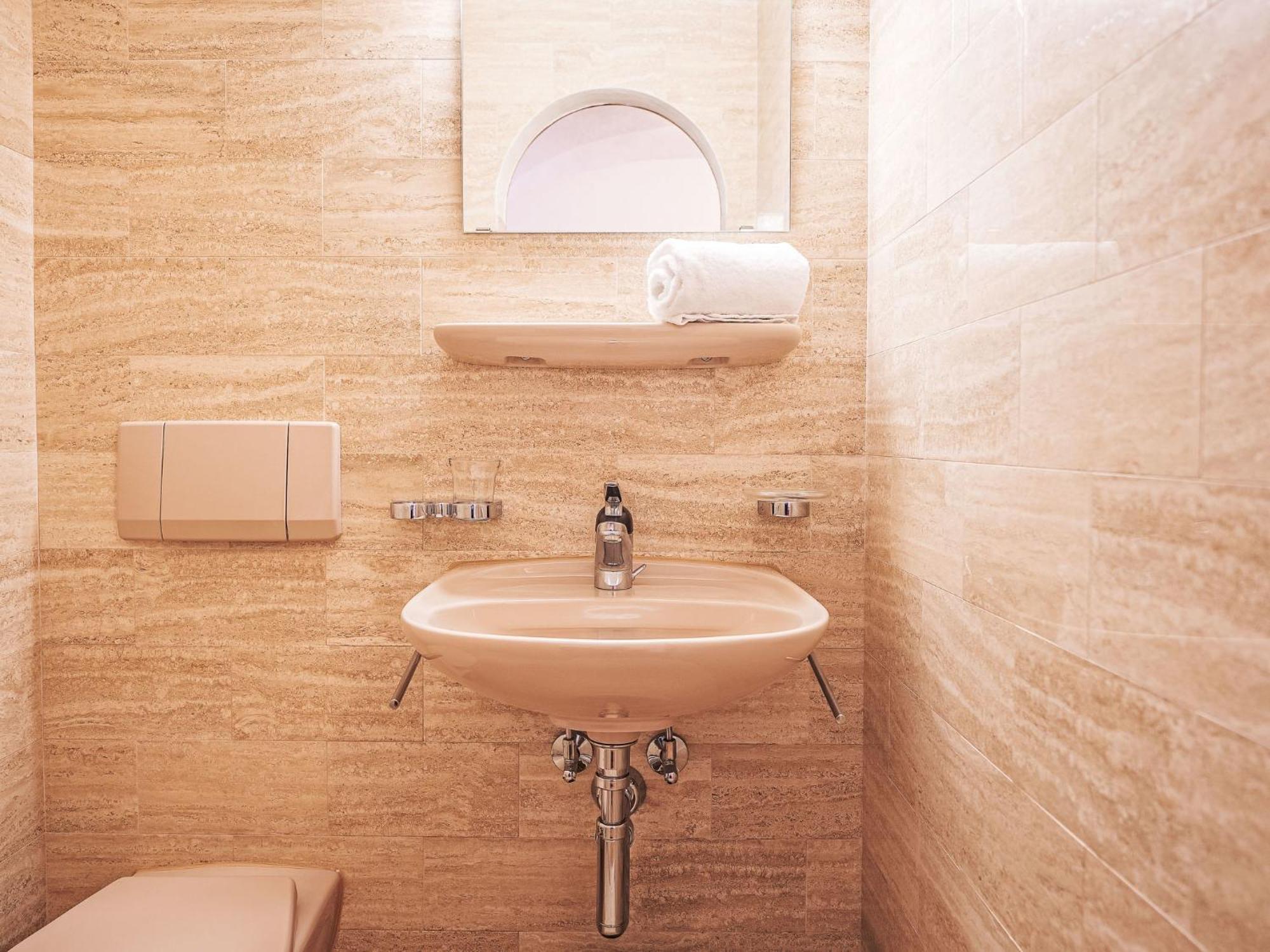 Apartment Chesa Mezzaun By Interhome Zuoz Kültér fotó