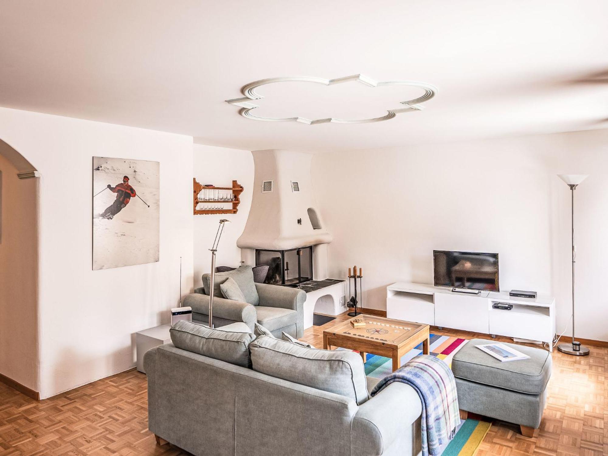 Apartment Chesa Mezzaun By Interhome Zuoz Kültér fotó